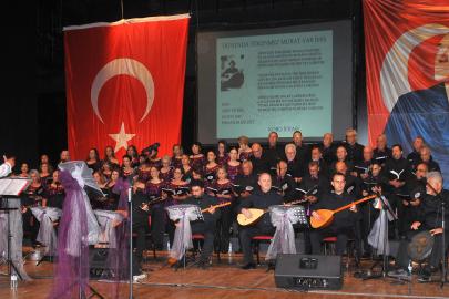 Antalyalı hekimlerden türkü şöleni