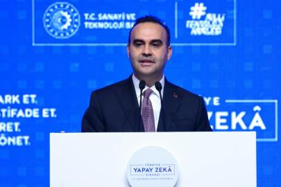 "Bakan Kacır: Türkiye, yapay zekayı ekonomik refahının kaldıracı haline getirecek iradeye sahip