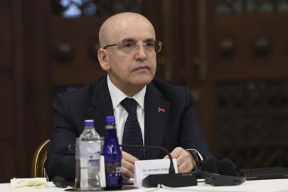 Bakan Şimşek: Türkiye'yi üretim merkezi haline getirmek için çalışıyoruz