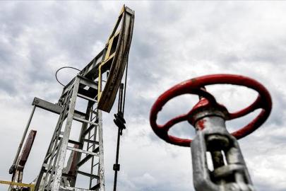 Brent petrolün varili 76,35 dolardan işlem görüyor