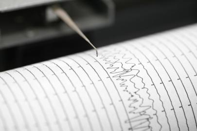 Endonezya'da 6,7 büyüklüğünde deprem