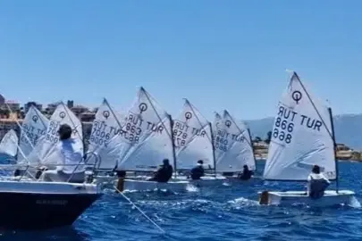 Sahil Güvenlik Kupası için yelkenler Foça'da şişti