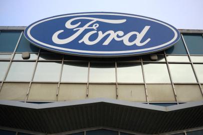 Ford yapay zekaya güvenip işten çıkardığı çalışanları geri aldı