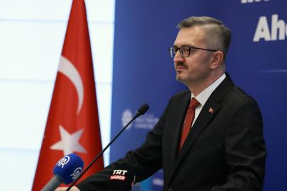 İletişim Başkanı Duran: İlişkiler resmi metinlerle, zirvelerle ve diplomatik temaslarla şekillenir
